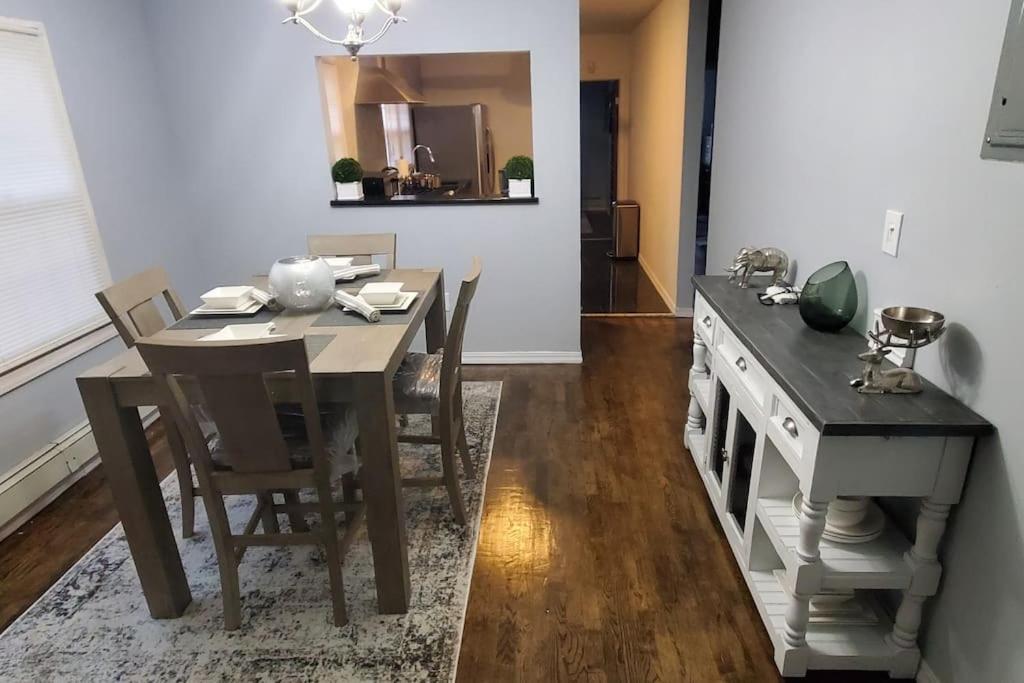 ניו יורק Quiet 3 Bedroom Apartment In Private Home מראה חיצוני תמונה